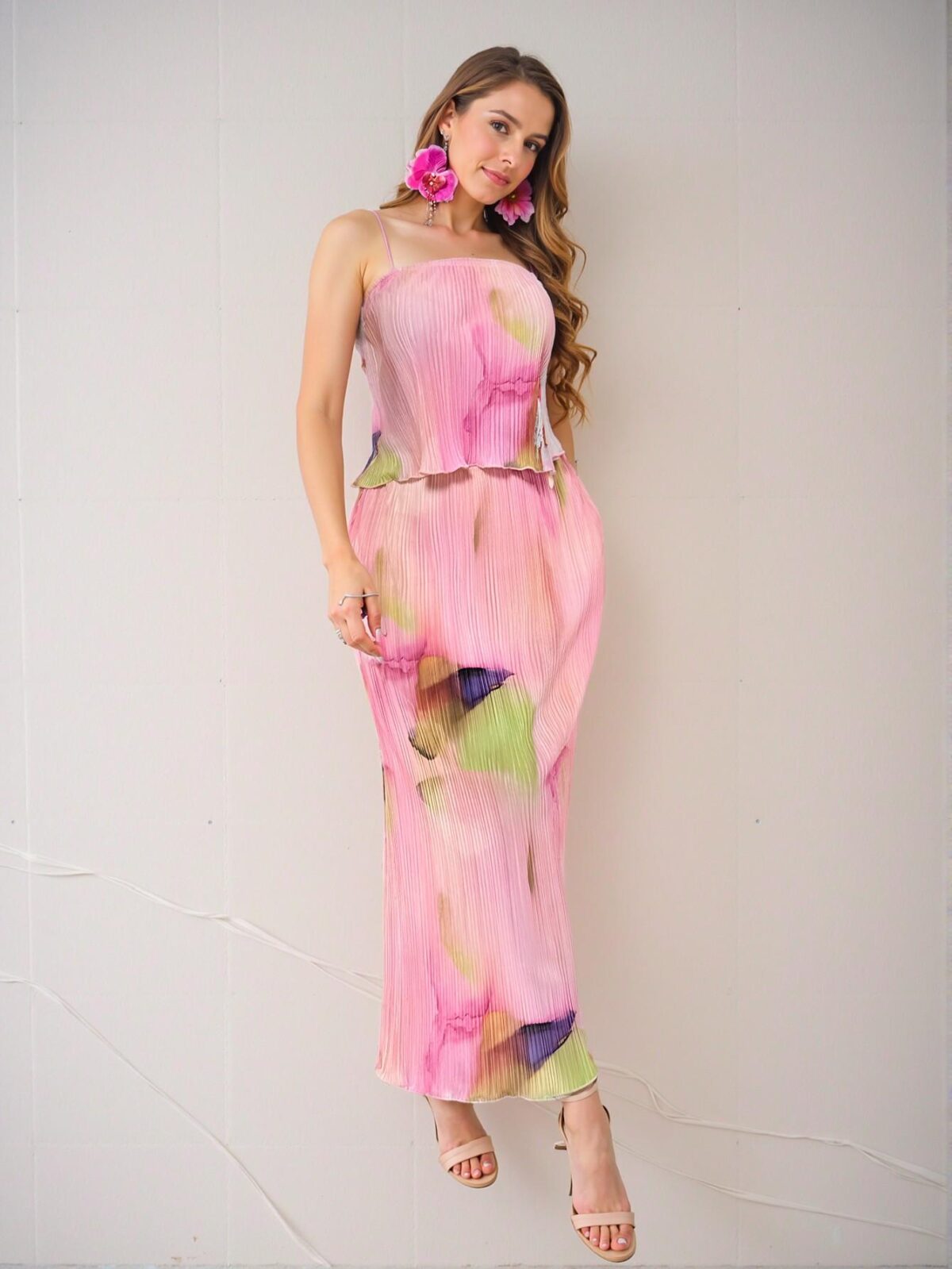 Elegant Multicolor Stylish Beach Holiday Twist Halter Pleated Two-Piece Set for Comfortable Spring/Summer Vibes - Chic, Classy and Trendy Fashion Style to Dress to Impress - Image 3