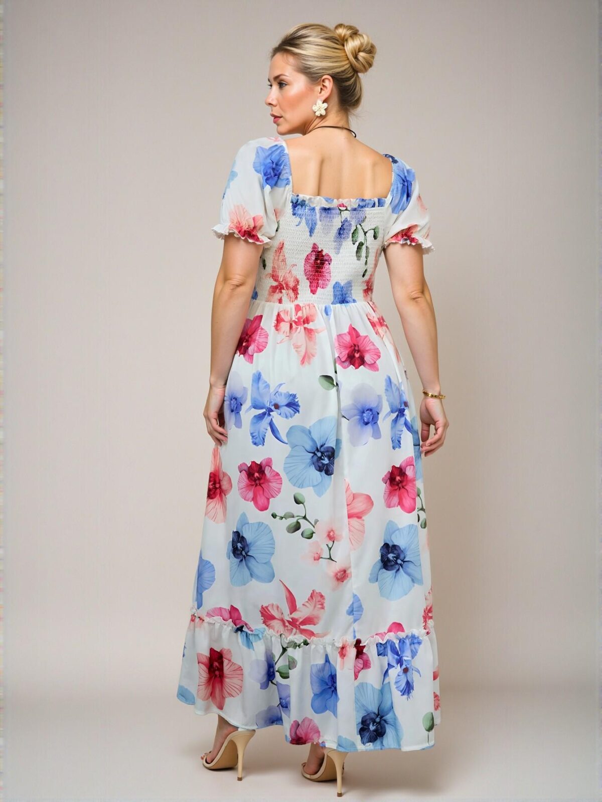 Elegant Multicolor Floral Print Chiffon Dress with Square Neck and Puff Sleeves for Romantic Dates, Concerts, and Elegant Occasions – Chic, Classy and Trendy Fashion Style to Dress to Impress - Image 2