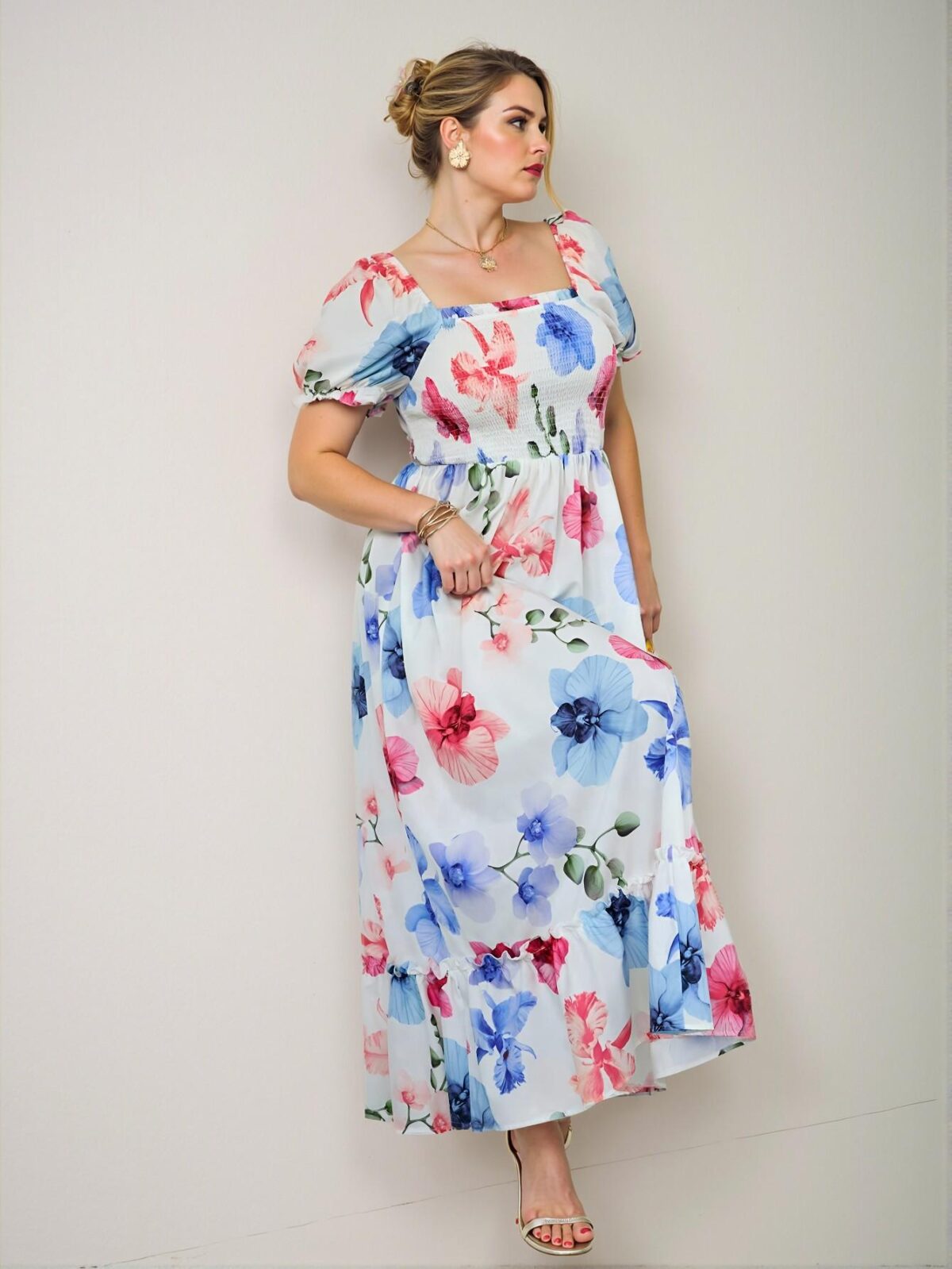Elegant Multicolor Floral Print Chiffon Dress with Square Neck and Puff Sleeves for Romantic Dates, Concerts, and Elegant Occasions – Chic, Classy and Trendy Fashion Style to Dress to Impress - Image 5