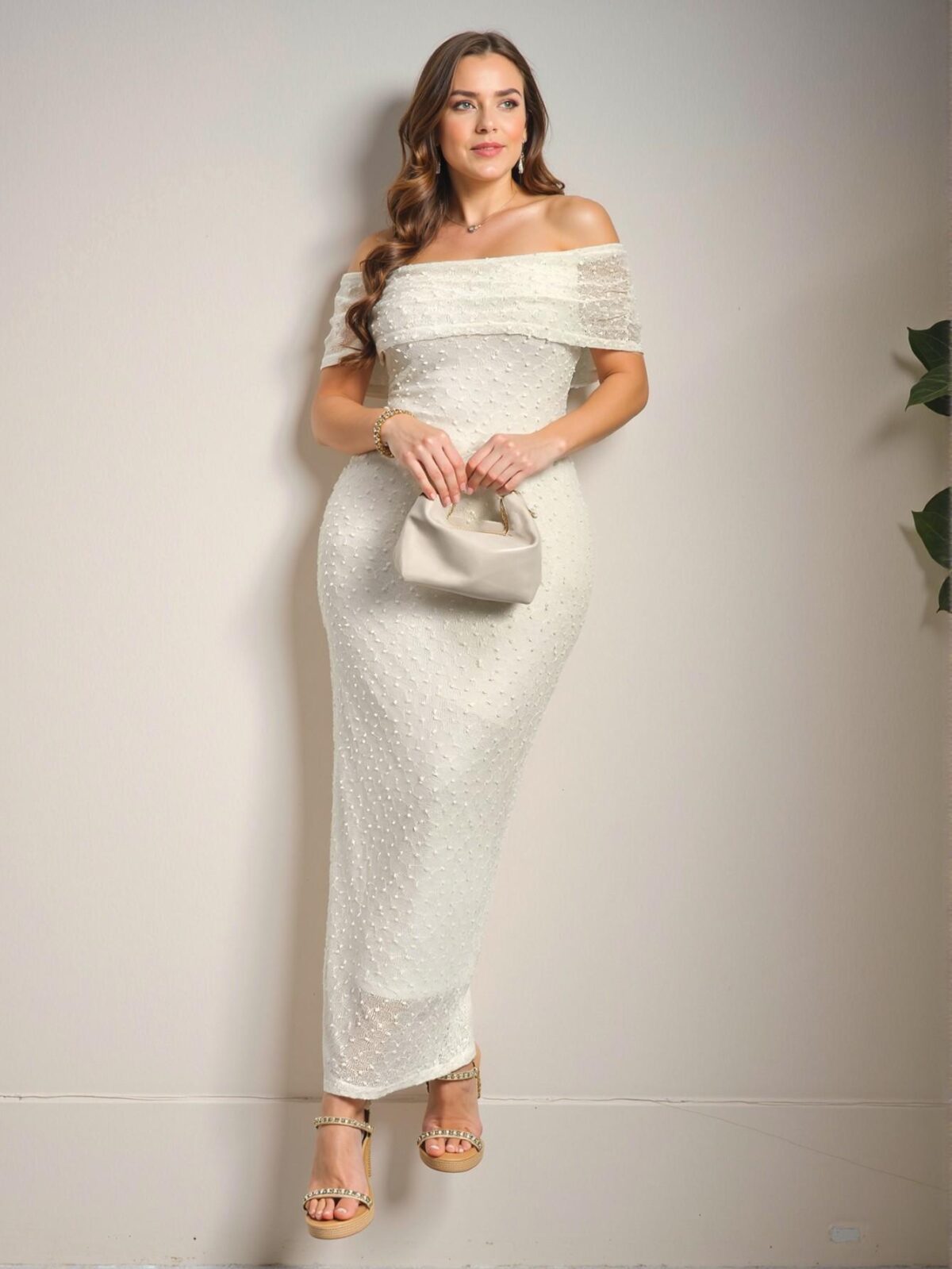 Elegant Apricot Bodycon Off-Shoulder Dress for Romantic Dates, Concerts, and Stylish Events - Chic, Classy and Trendy Fashion Style to Dress to Impress - Image 2