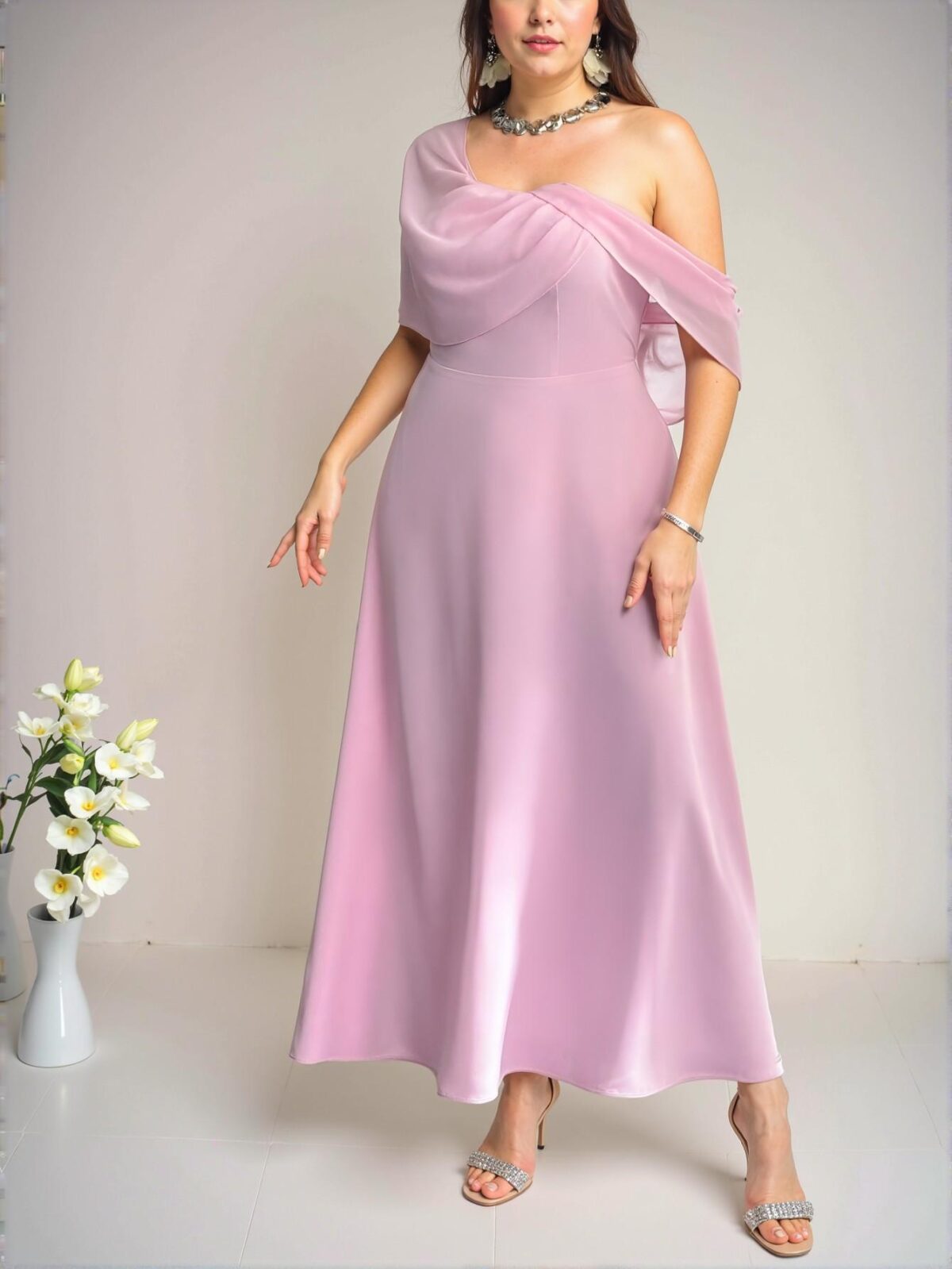 Elegant Pink Flowing Beach Long Dress for Plus Size Women, Perfect for Weddings and Hawaiian Vacations, Chic, Classy and Trendy Fashion Style to Dress to Impress - Image 3