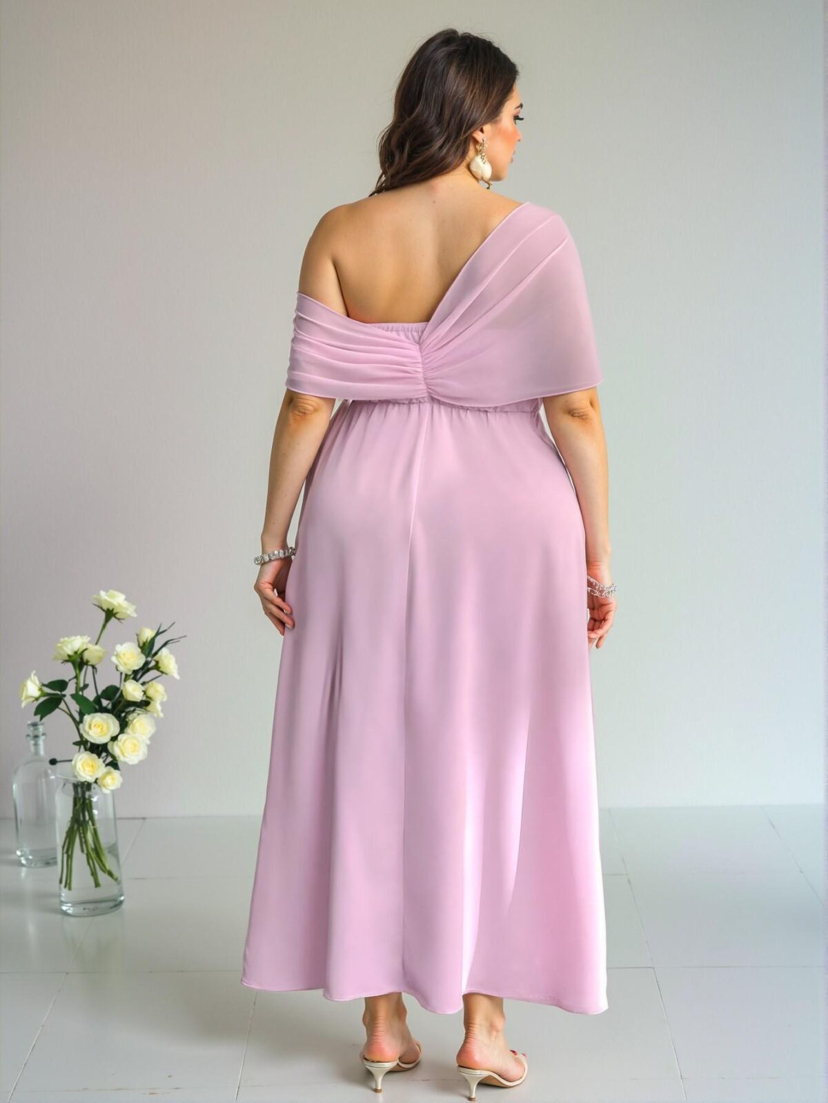 Elegant Pink Flowing Beach Long Dress for Plus Size Women, Perfect for Weddings and Hawaiian Vacations, Chic, Classy and Trendy Fashion Style to Dress to Impress - Image 4