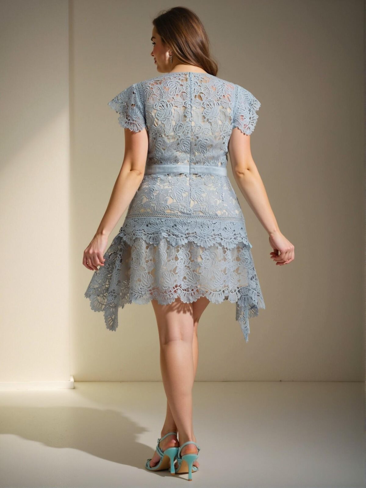 Elegant Blue Flounce Sleeve Tiered Floral Round Neck Plus Size Mini Dress for Spring and Summer - Chic, Classy and Trendy Fashion Style to Dress to Impress - Image 2