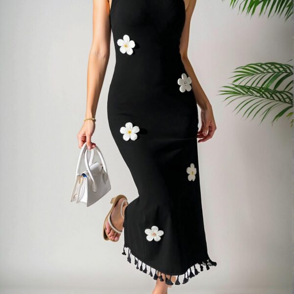 Elegant Black Floral Print Halter Neck Bodycon Vacation Dress - Chic, Classy and Trendy Fashion Style to Dress to Impress