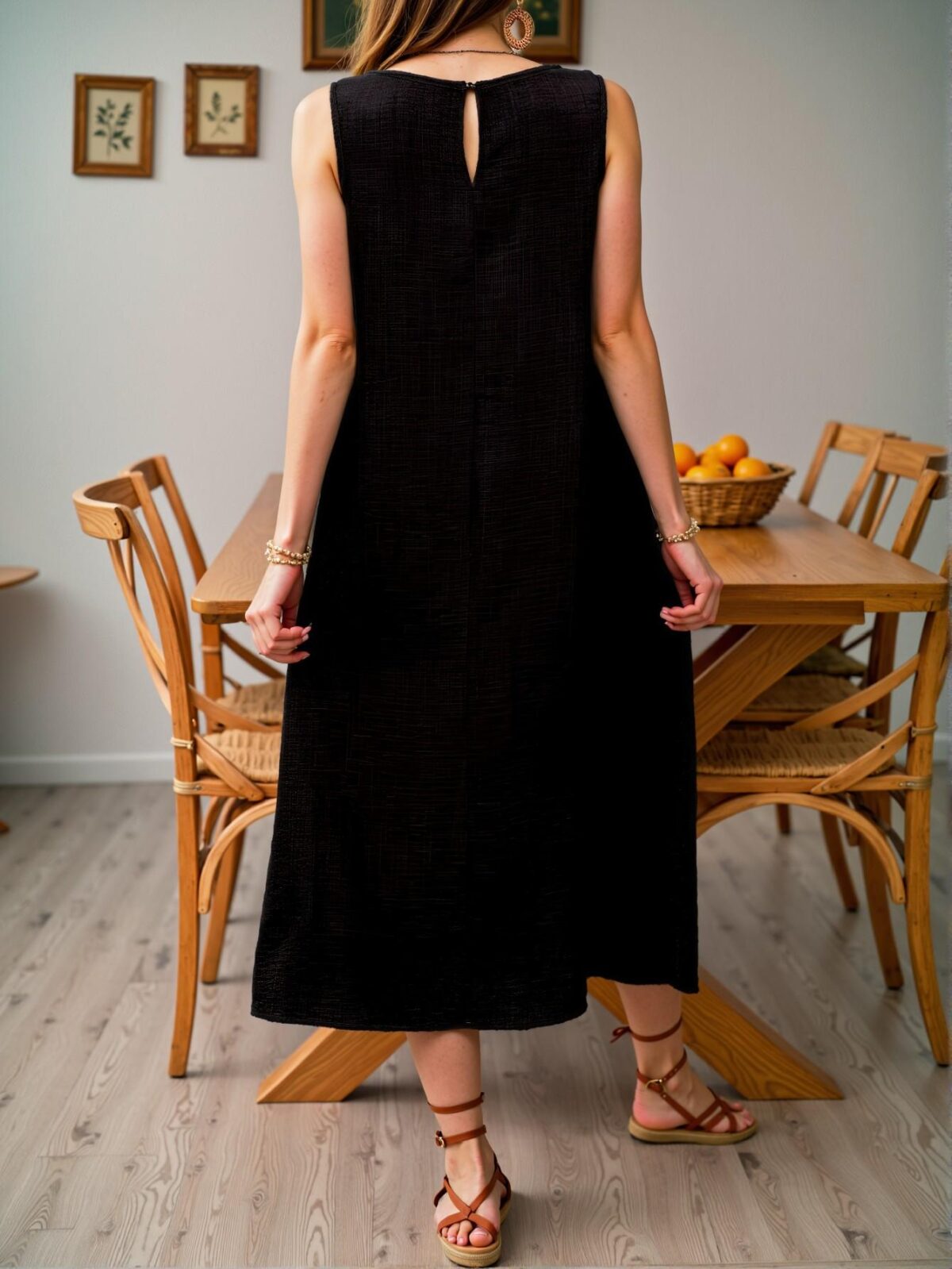 Elegant Black Relaxed Oblique Pocket Maxi Dress for Summer Outings - Chic, Classy and Trendy Fashion Style to Dress to Impress - Image 2