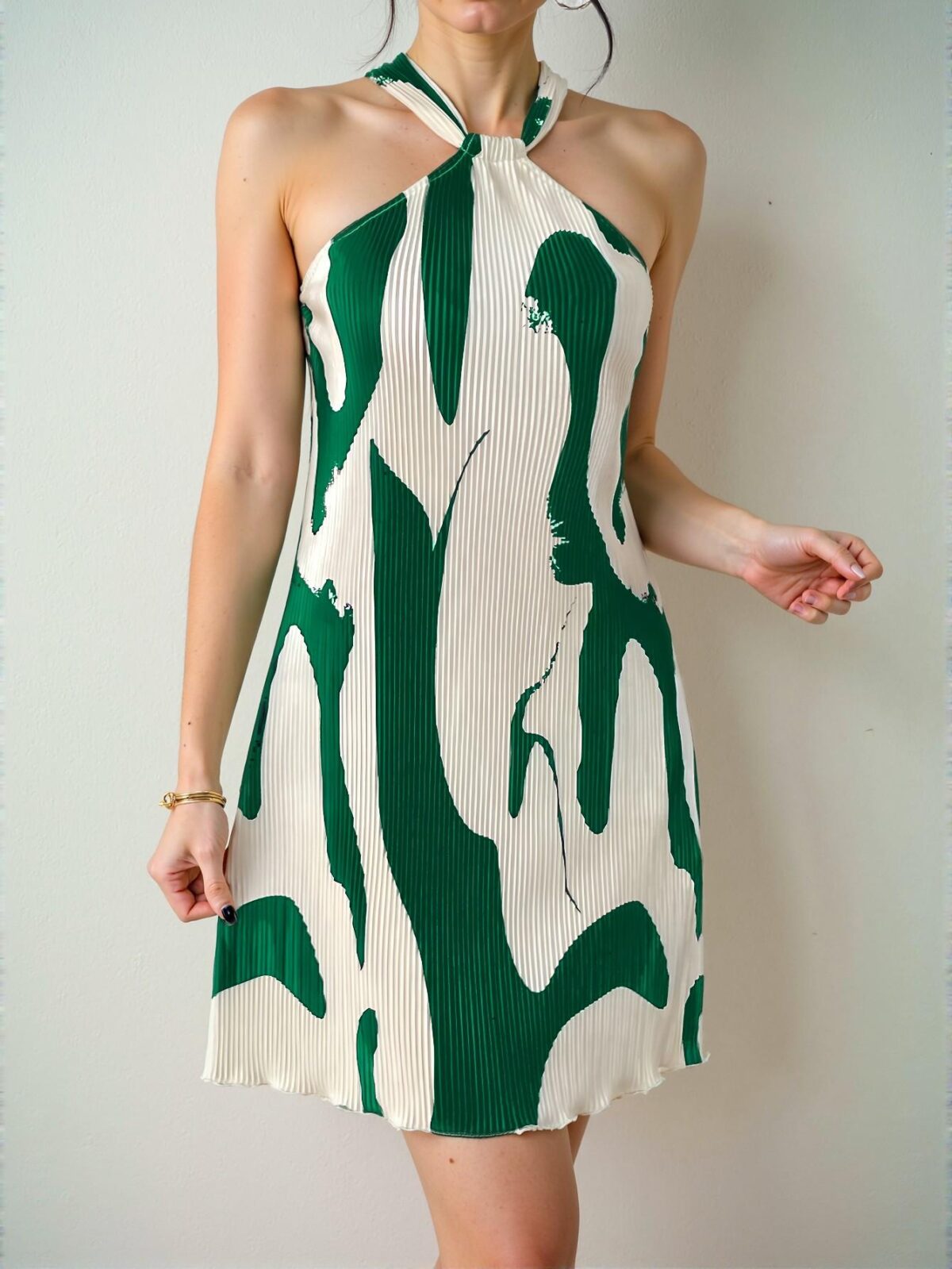 Elegant Green Pleated Halter Mini Dress for Summer Beach and Casual Outings - Chic, Classy and Trendy Fashion Style to Dress to Impress - Image 3