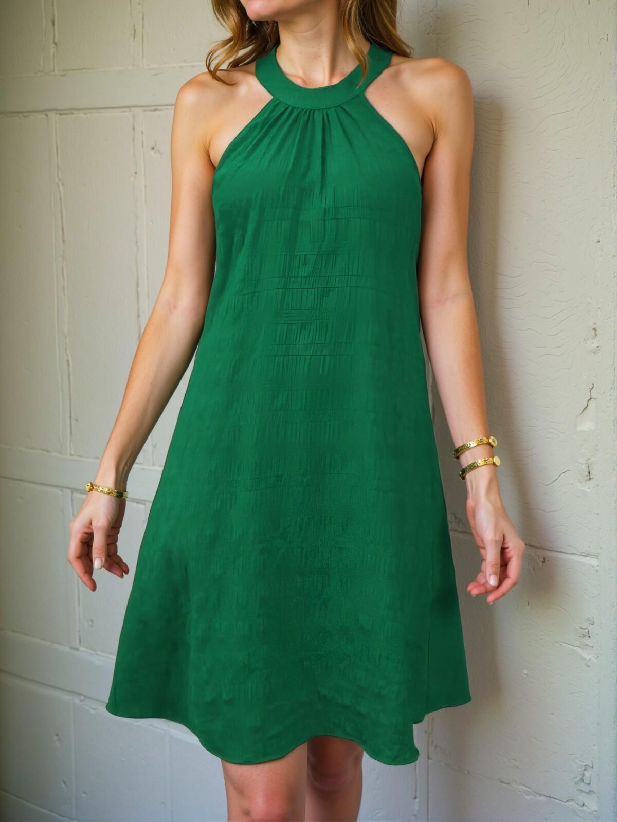 Elegant Green Casual Plain Texture Halter Neck A-Line Dress: Chic, Classy and Trendy Fashion Style to Dress to Impress - Image 5