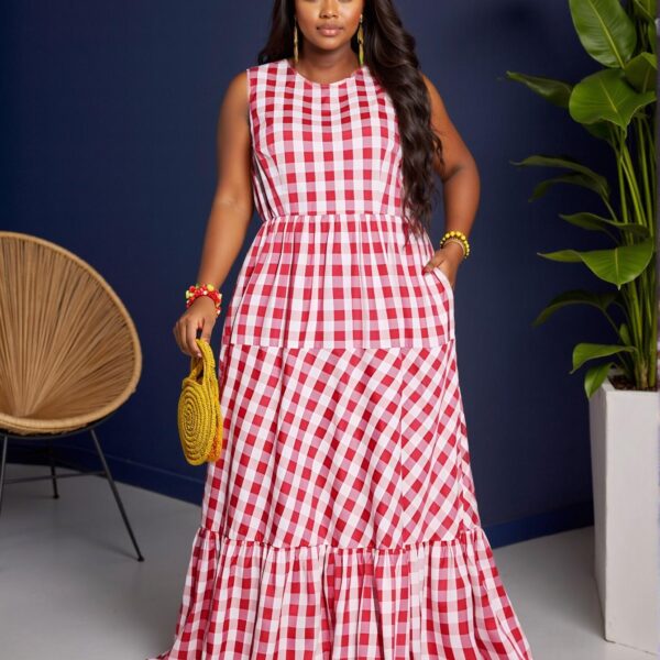 Elegant Multicolor Gathered Waist Sleeveless Dress with Pockets for Spring and Summer, Featuring a Stylish Round Neck and Flounce Hem, Perfect for Effortless Chic Fashion.