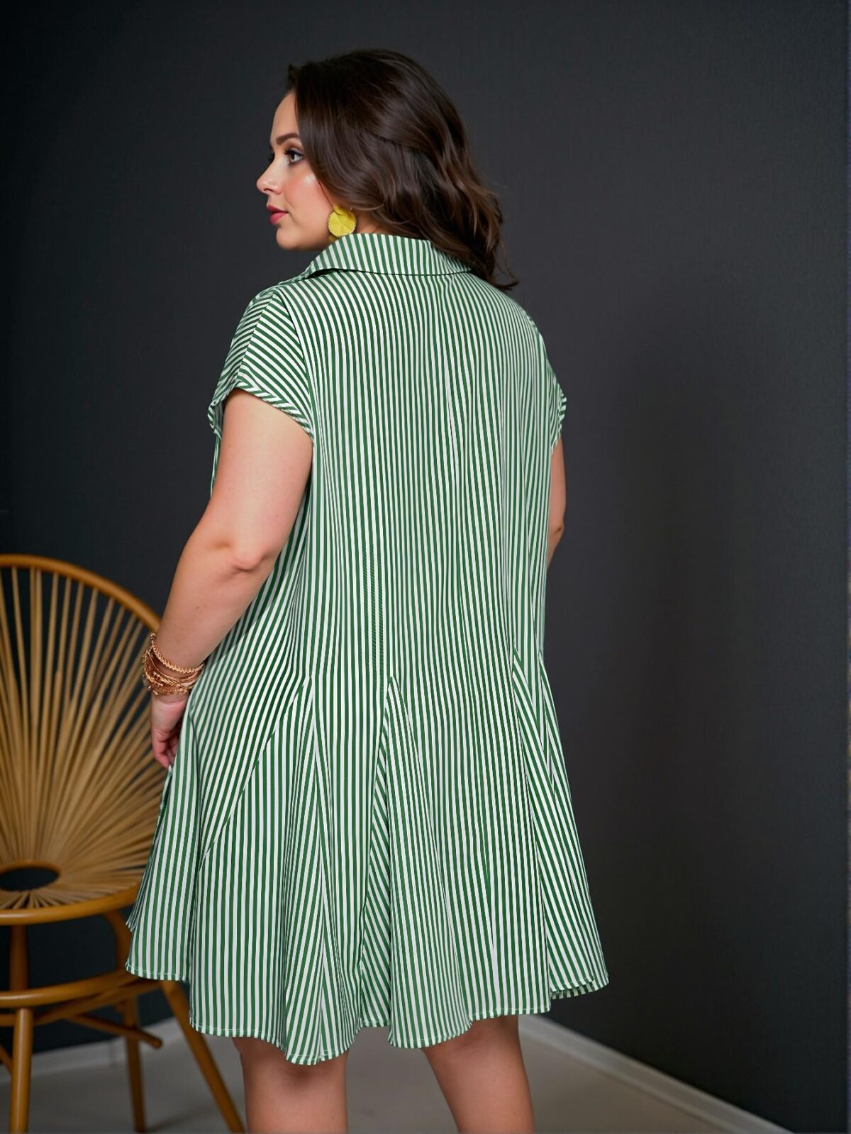 Elegant Green Relaxed Fit Tie Front Shirt Dress with Pockets and Flared Hem for Spring and Summer - Chic, Classy and Trendy Fashion Style to Dress to Impress - Image 2