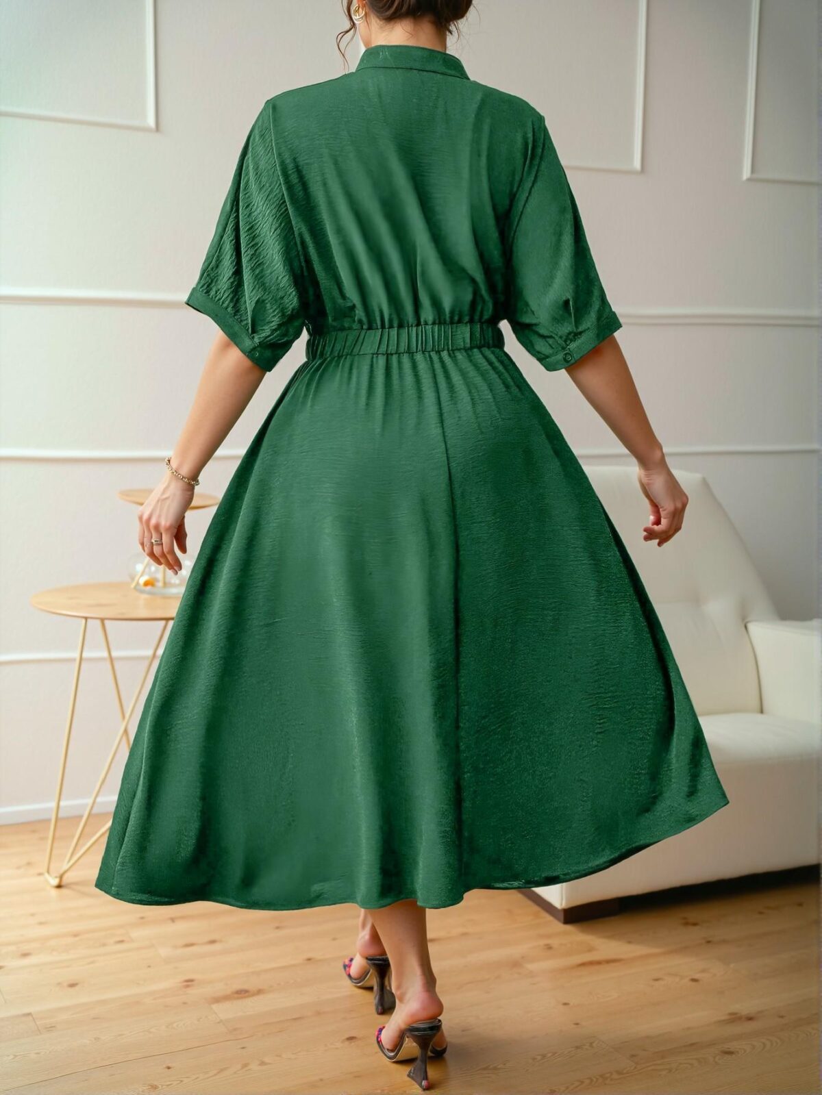 Elegant Green A-Line Midi Plus Size Dress with Pleats and V-Neck for Effortless Summer Style – Chic, Classy, and Trendy Fashion to Dress to Impress - Image 2