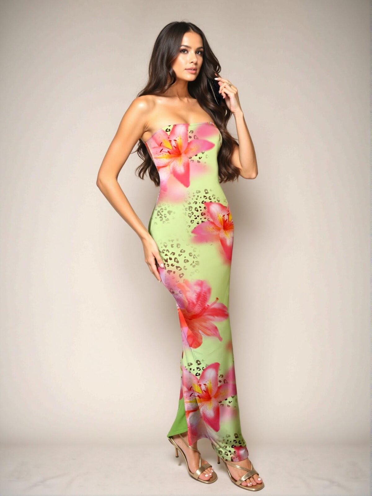 Elegant White Sleeveless Floral Print Bodycon Dress for Spring and Summer: Chic, Classy, and Trendy Fashion Style to Dress to Impress - Image 3