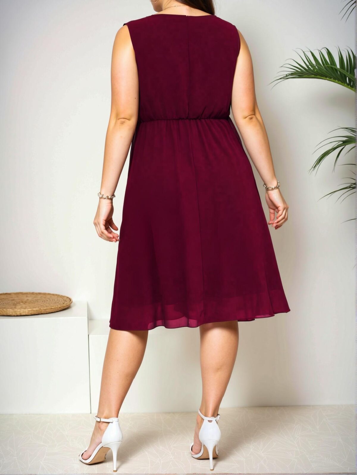 Elegant Burgundy Flared A-Line Sleeveless V-Neck Dress for Women’s Spring and Summer Fashion - Chic, Classy and Trendy Style to Dress to Impress - Image 2