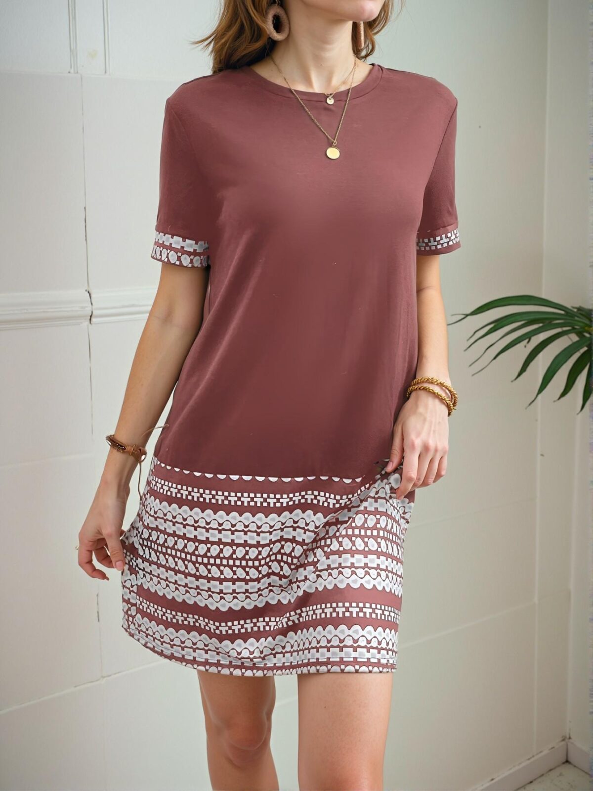 Elegant Dusty Pink Casual Mini Dress with Short Sleeves Perfect for Spring and Summer Concerts – Chic, Classy, and Trendy Fashion Style to Dress to Impress - Image 4