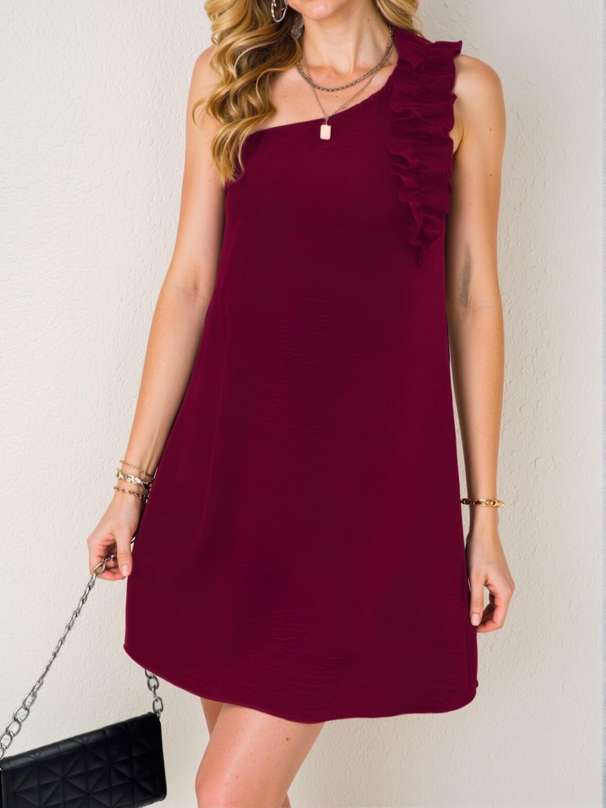 Elegant Redwood Ruffle Trim Sleeveless Casual Dress for Spring and Summer - Chic, Classy and Trendy Fashion Style to Dress to Impress - Image 3