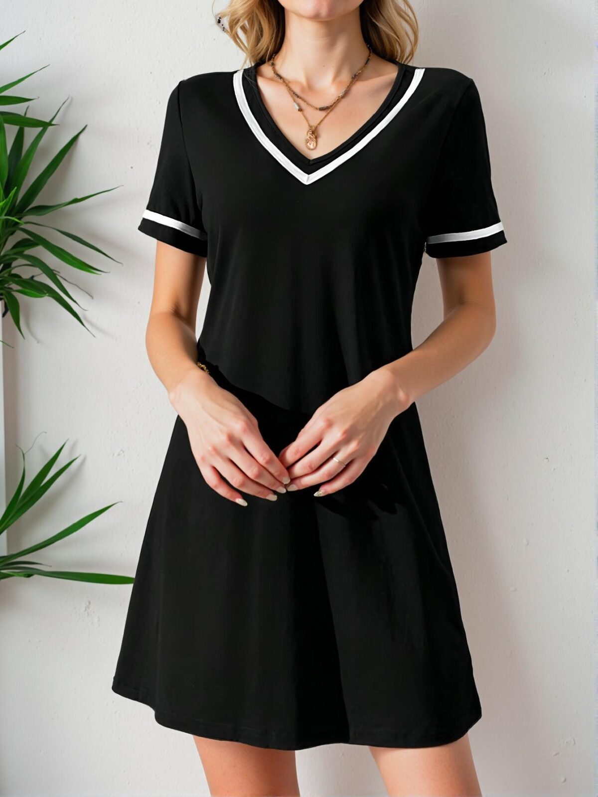 Elegant Black Color-Blocked Casual Sporty Knit Dress with V-Neck and Woven Belt for Spring and Summer Chic, Classy and Trendy Fashion Style to Dress to Impress - Image 5