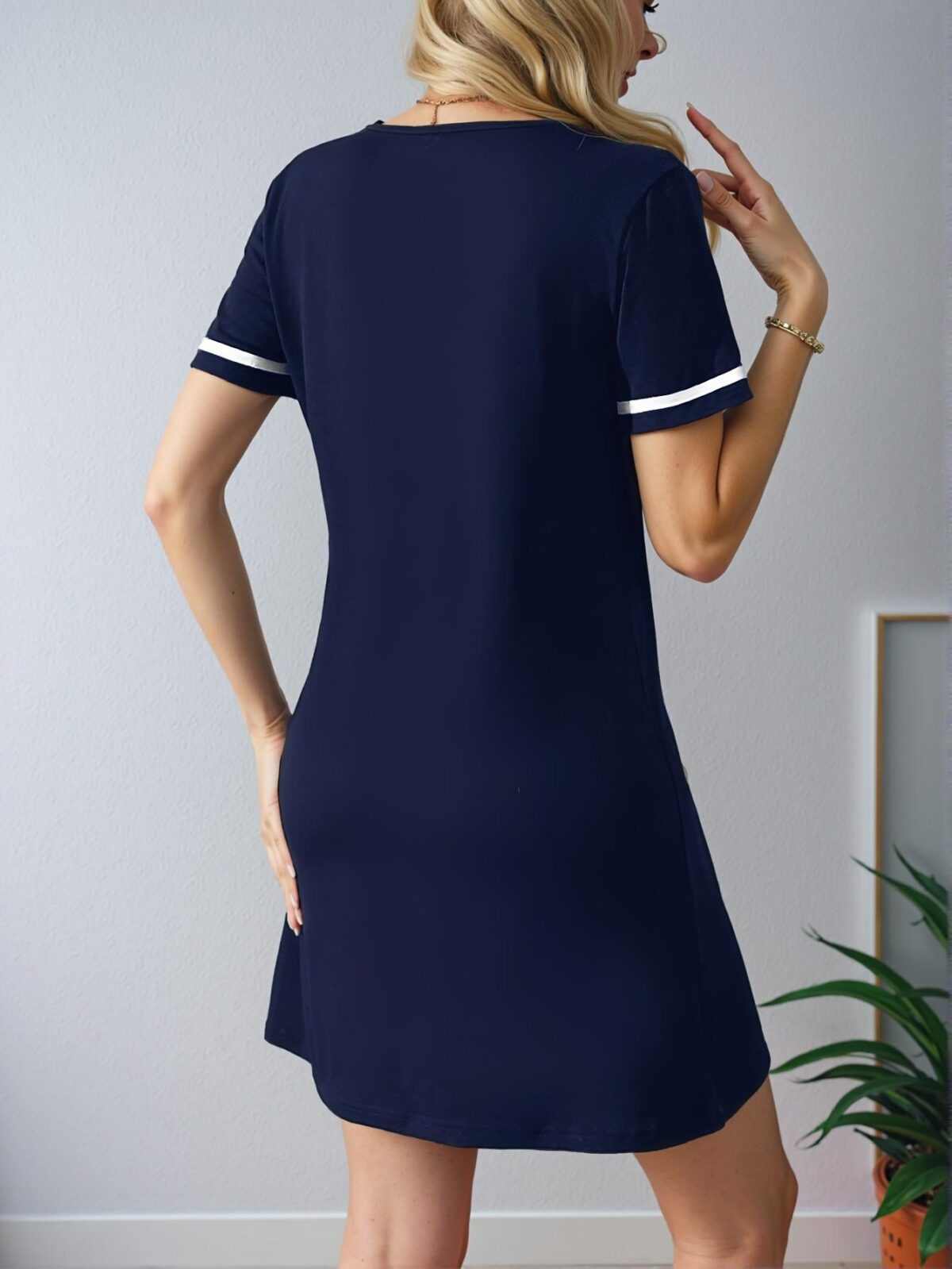 Elegant Navy Blue Casual V-Neck Color Block Knit Dress with Weave Belt for Spring and Summer – Chic, Classy and Trendy Fashion Style to Dress to Impress - Image 2