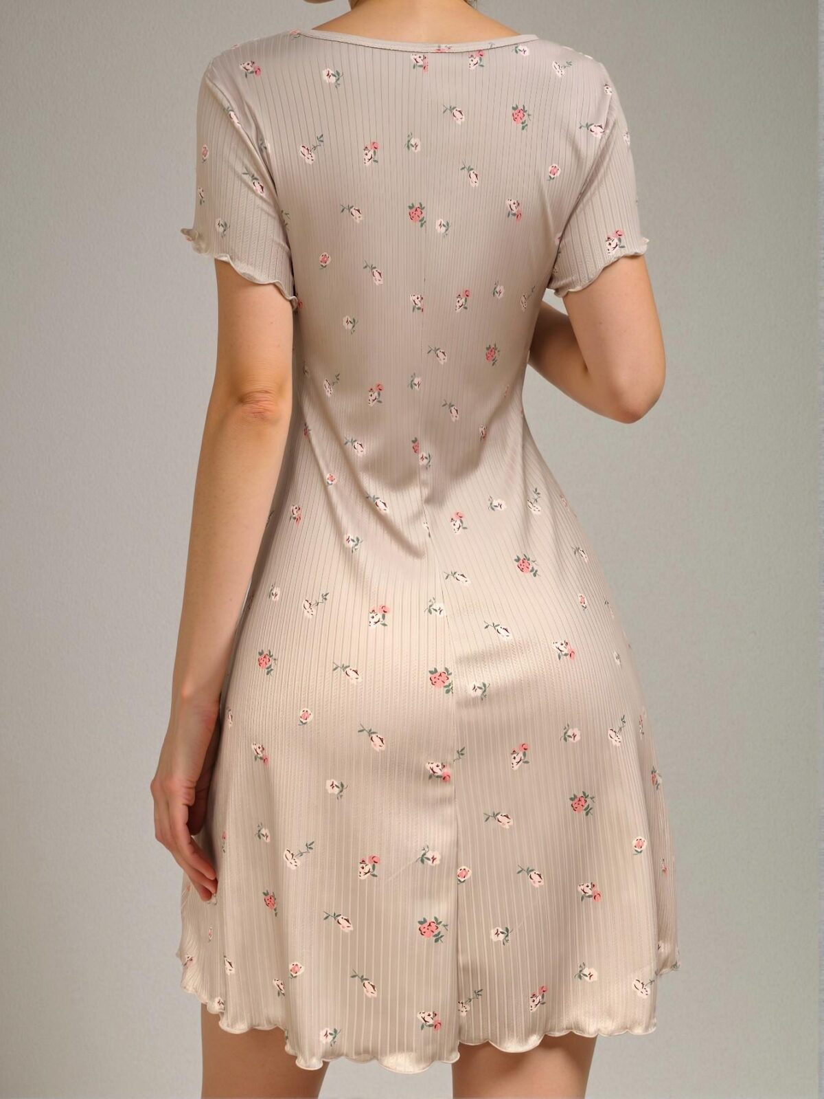 Charming Apricot Ditsy Floral Lettuce Trim Nightdress with Split Hem for Spring and Summer - Chic, Classy and Trendy Fashion Style to Dress to Impress - Image 2