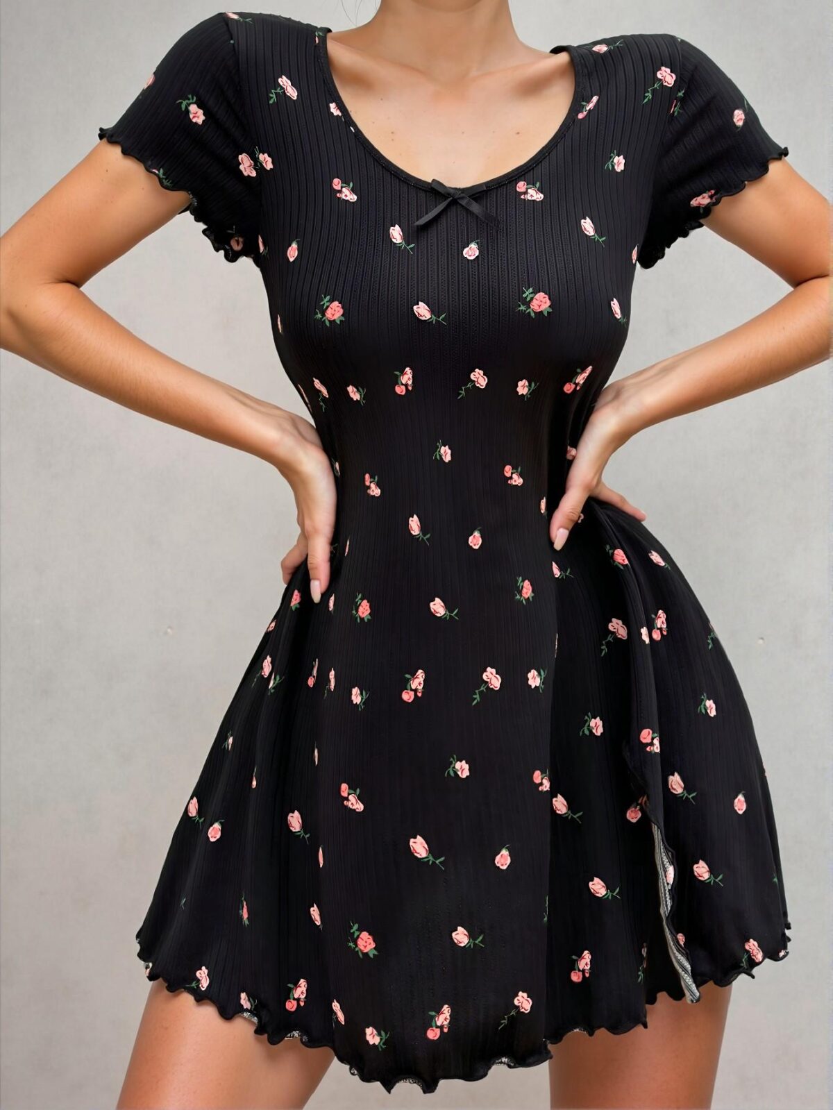 Elegant Black Ditsy Floral Print Lettuce Trim Split Hem Nightdress for Warm Seasons, Chic, Classy and Trendy Fashion Style to Dress to Impress - Image 3