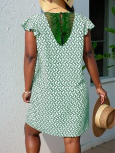Elegant Green Charming Plus Size A-Line Lace Splice Dress with Back Zipper for Spring and Summer "Chic, Classy and Trendy Fashion Style to Dress to Impress"