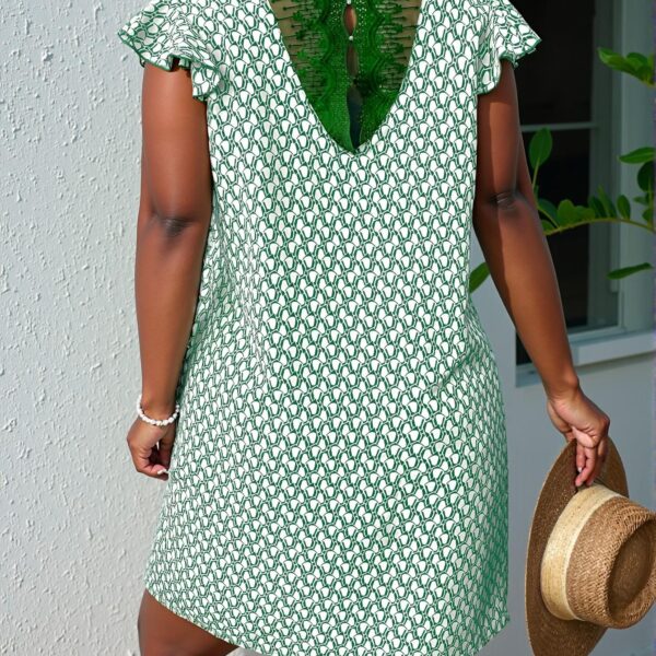 Elegant Green Charming Plus Size A-Line Lace Splice Dress with Back Zipper for Spring and Summer "Chic, Classy and Trendy Fashion Style to Dress to Impress"