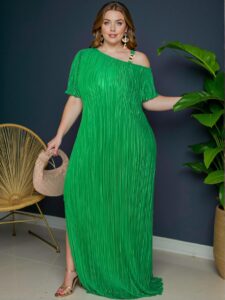 Elegant Green Stylish Plus Size Casual Spaghetti Strap Patchwork Dress with Metal Decor and Pockets for Spring/Summer - Chic, Classy, and Trendy Fashion Style to Dress to Impress