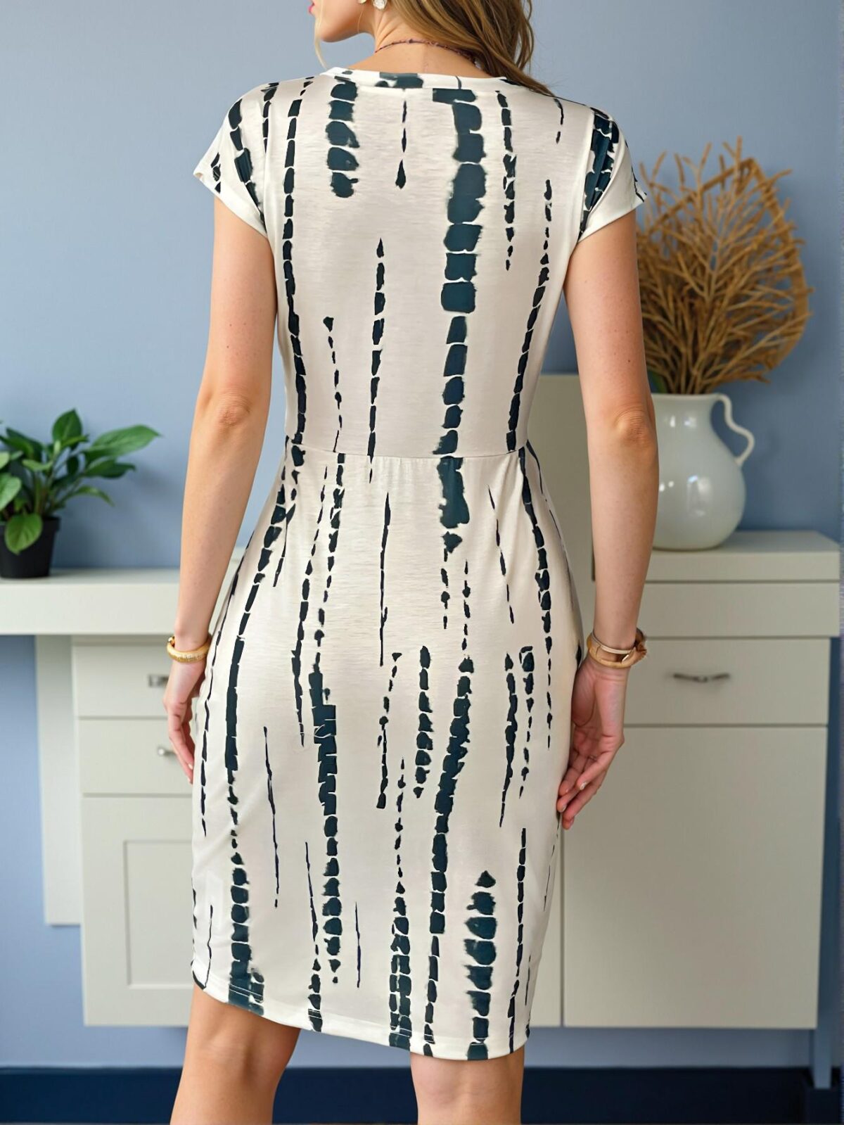 Elegant Multicolor Casual Twist Textured Fitted Dress for Women with 90s Flair and Business Casual Style for Spring and Summer "Chic, Classy and Trendy Fashion Style to Dress to Impress" - Image 2