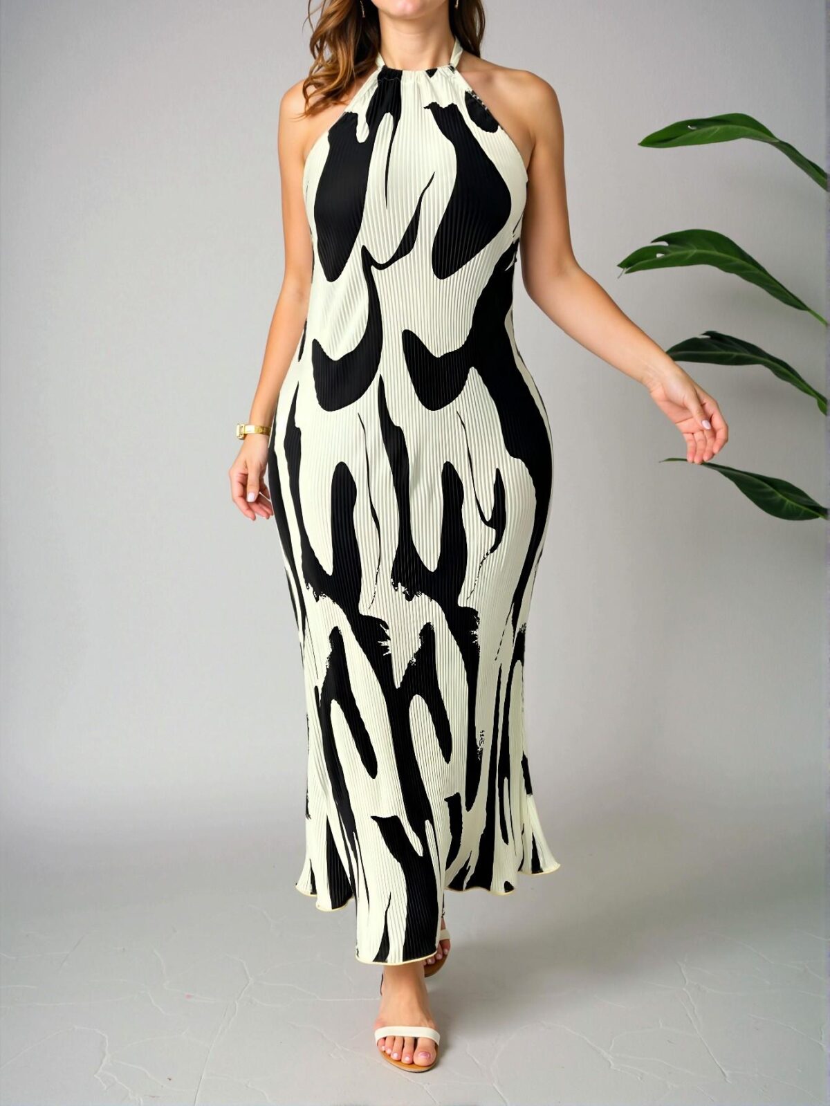 Elegant Apricot Plus Size Halter Neck Maxi Dress with Colorblock Print for Women - Chic, Classy and Trendy Fashion Style to Dress to Impress - Image 5