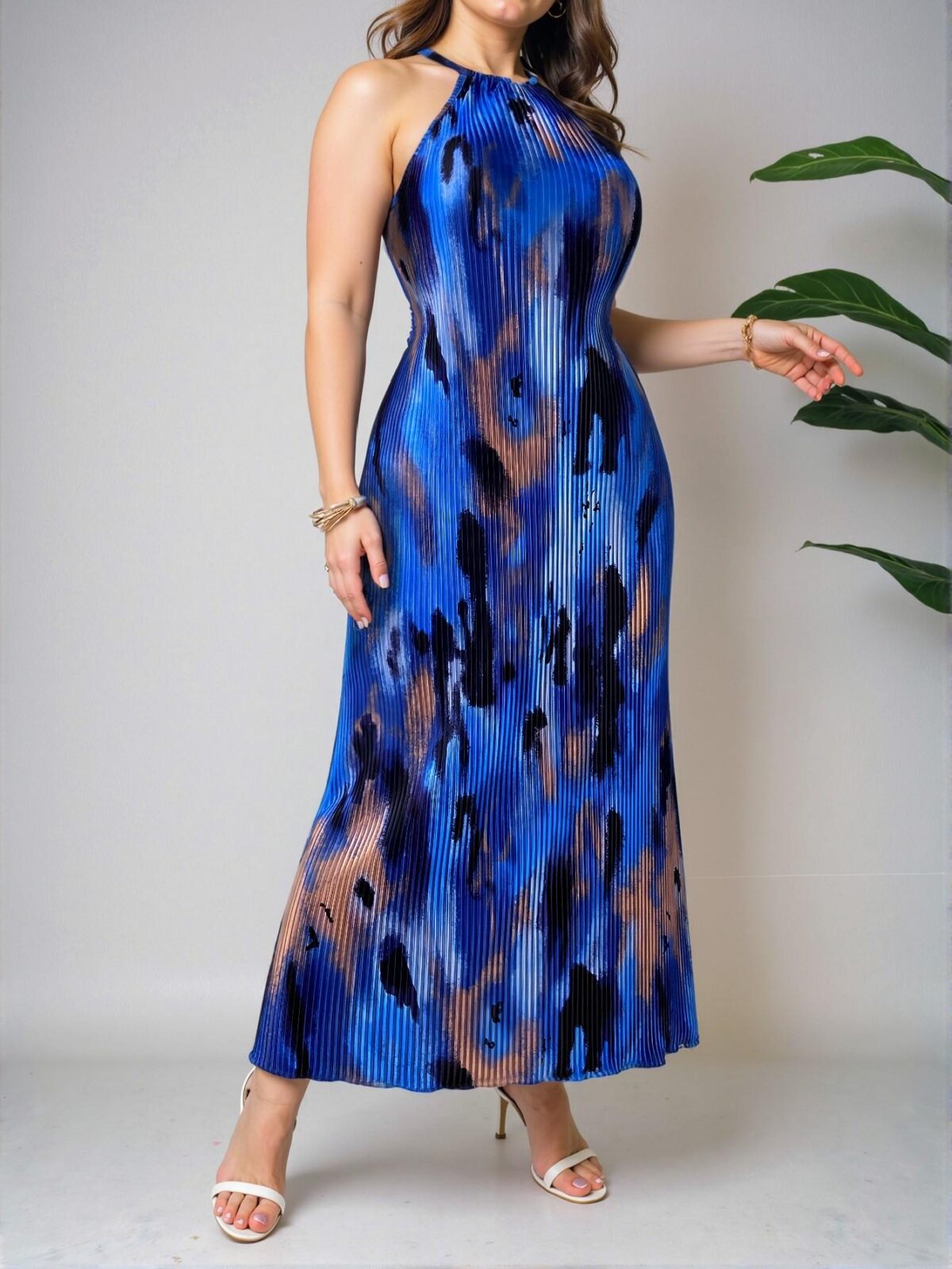 Elegant Royal Blue Color Block Pleated Halter Neck Maxi Dress for Spring and Summer - Chic, Classy and Trendy Fashion Style to Dress to Impress - Image 5