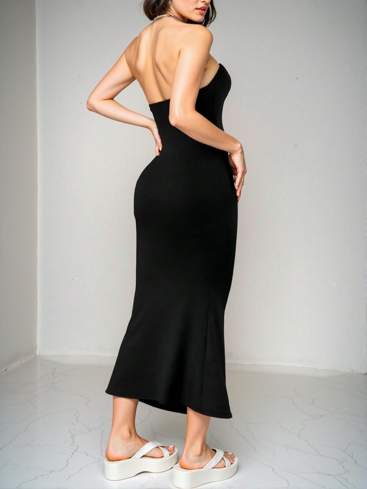 Elegant Black Cut Out Twist Front Mermaid Hem Maxi Dress for Women - Chic, Classy and Trendy Fashion Style to Dress to Impress - Image 2