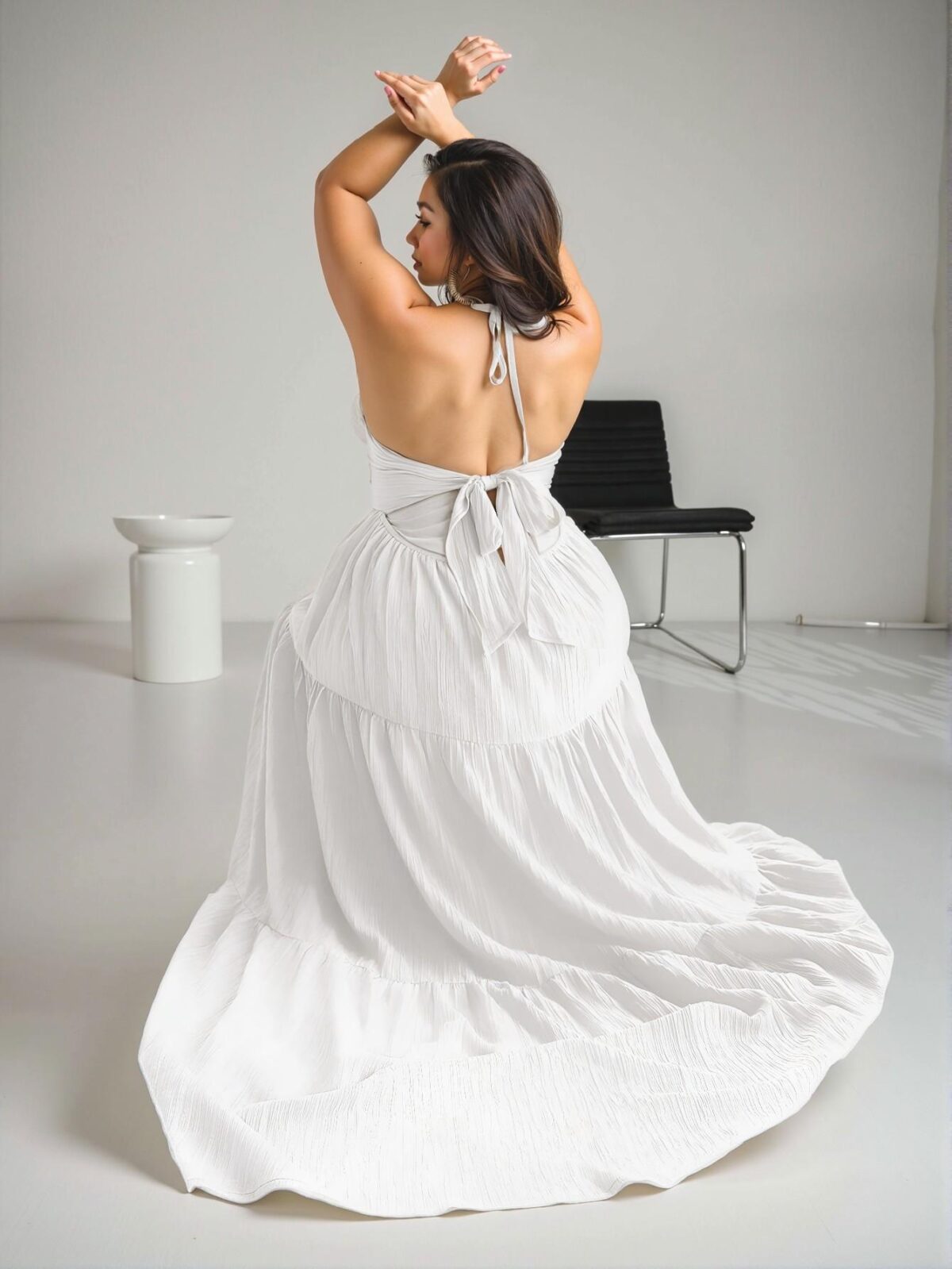 Elegant White Bohemian Chiffon Halter Neck Backless Dress, Ideal for Vacations, Weddings, Parties, and Seaside Dates - Perfect Summer Beach Sundress for Holiday Outfits. Chic, Classy and Trendy Fashion Style to Dress to Impress.