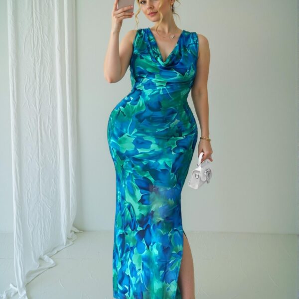 Elegant Green Flowy High-End Bodycon Dress with Slimming Print for Spring and Summer - Chic, Classy and Trendy Fashion Style to Dress to Impress