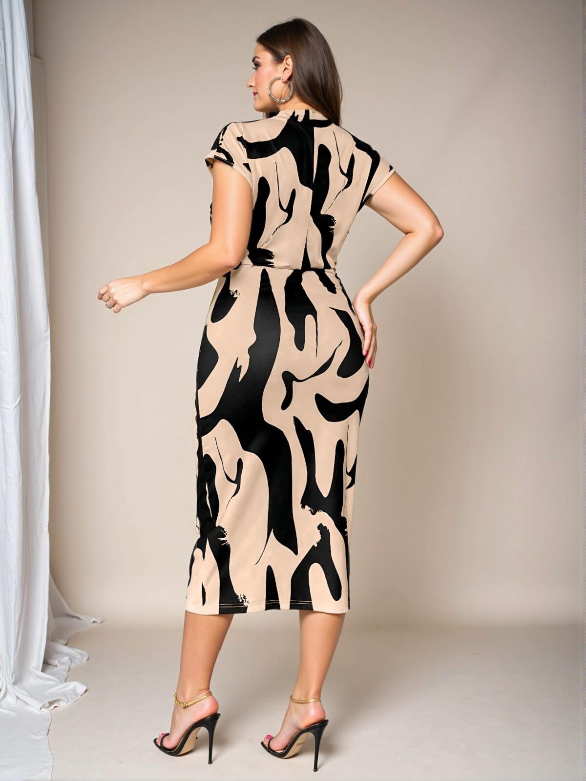 Elegant Multicolor Stylish Plus Size V-Neck Short Sleeve Pleated Hem Maxi Dress for Spring and Summer - Chic, Classy and Trendy Fashion Style to Dress to Impress - Image 2