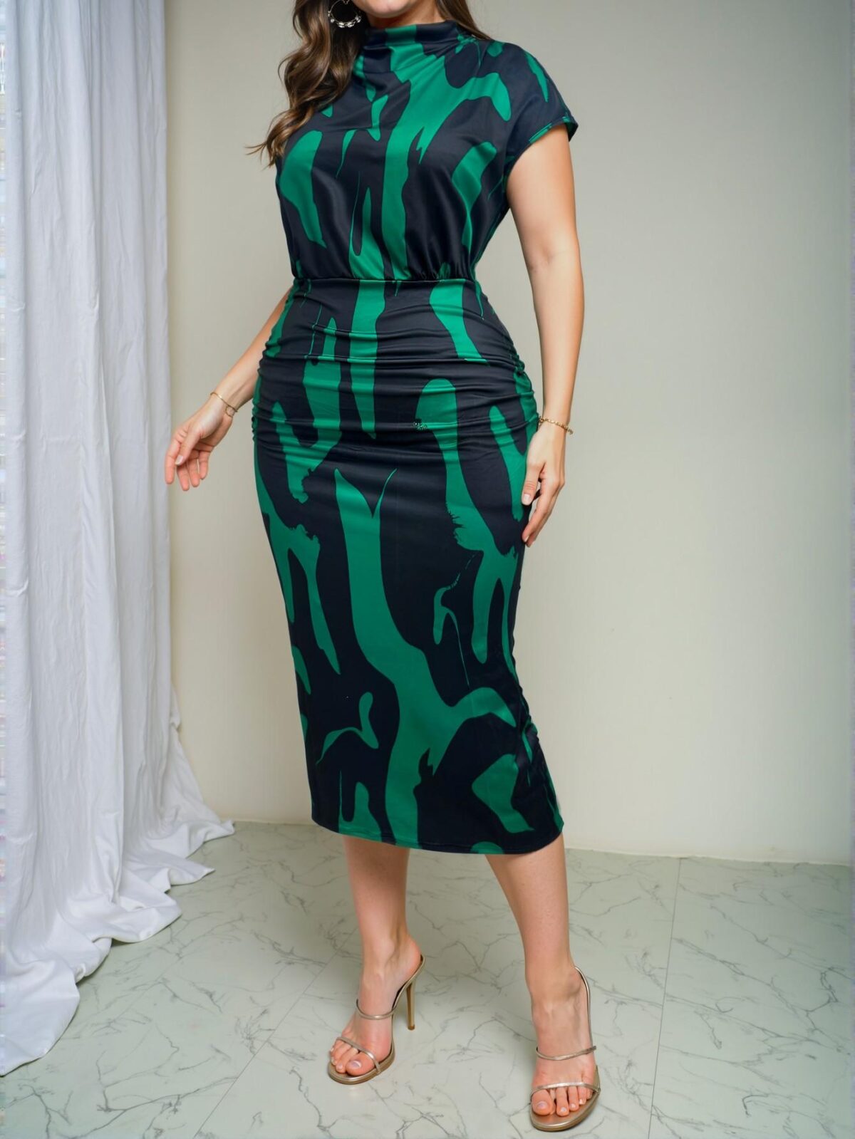 Elegant Multicolor Ruched Bodycon Mini Dress with Short Sleeves and High Waist Design for Autumn and Spring Outfits - Chic, Classy, and Trendy Fashion Style to Dress to Impress - Image 3