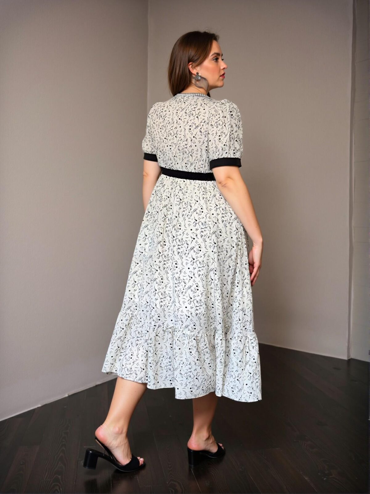 Elegant White Charming Floral Print Mini Dress with Lace Trim and Contrast Colors - Chic, Classy and Trendy Fashion Style to Dress to Impress - Image 2