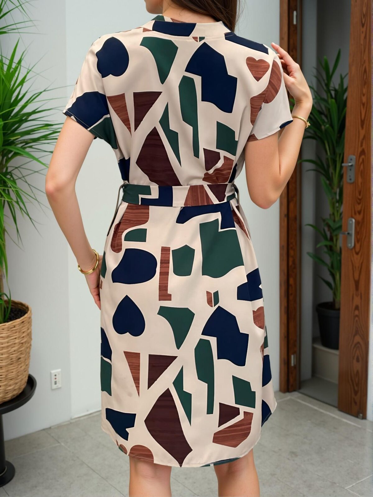 Elegant Multicolor A-Line V-Neck Short Sleeve Printed Dress for Spring and Summer Vacation Looks - Chic, Classy and Trendy Fashion Style to Dress to Impress - Image 2