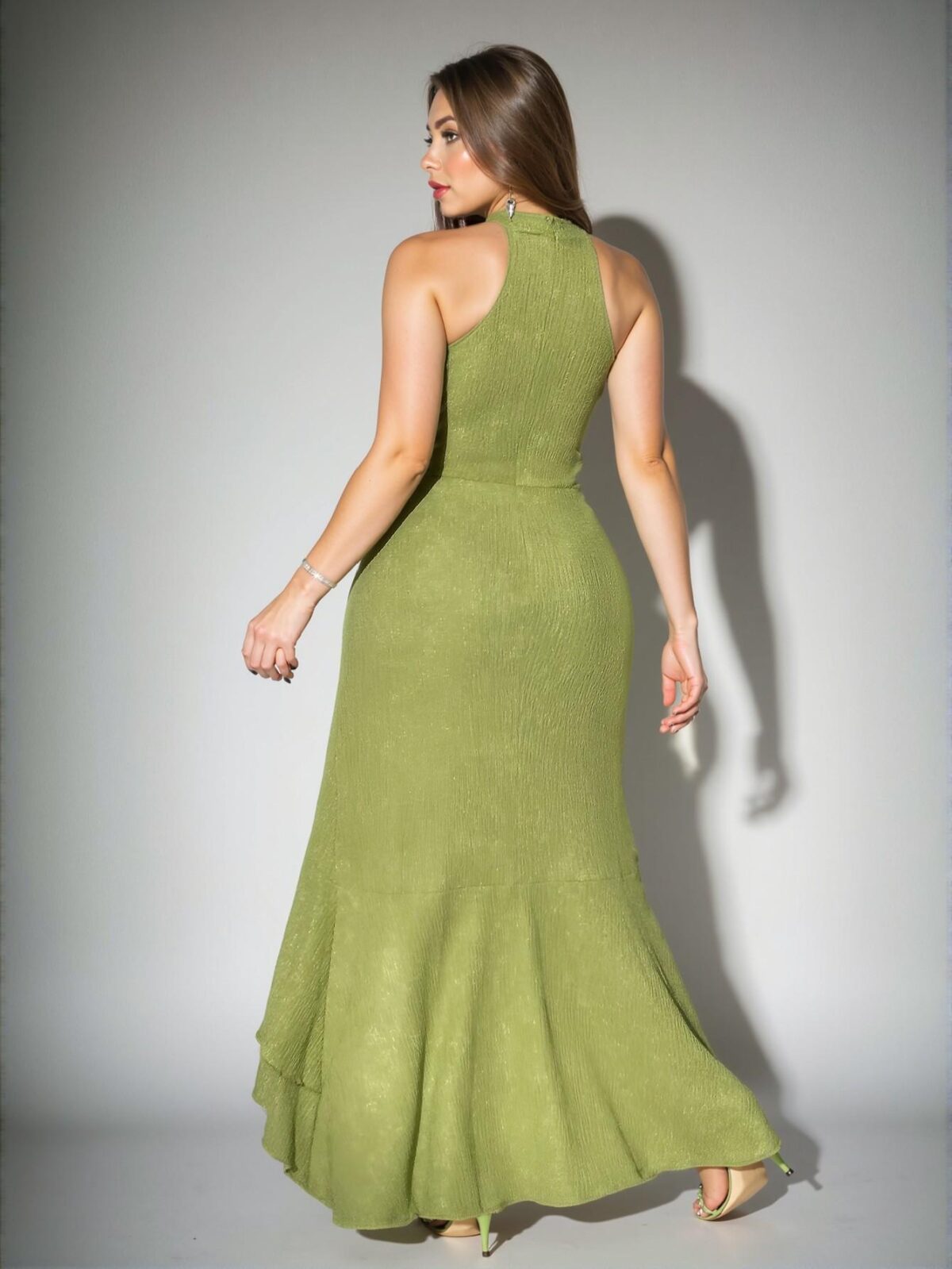 Elegant Green Chic Halter Neck Sleeveless Bodycon Textured Knit Dress for a Classy and Trendy Look to Dress to Impress - Image 3