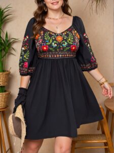 Elegant Black Retro Floral and Animal Print A-Line Mini Dress for Casual Boho Vacations and Holidays – Chic, Classy, and Trendy Fashion Style to Dress to Impress