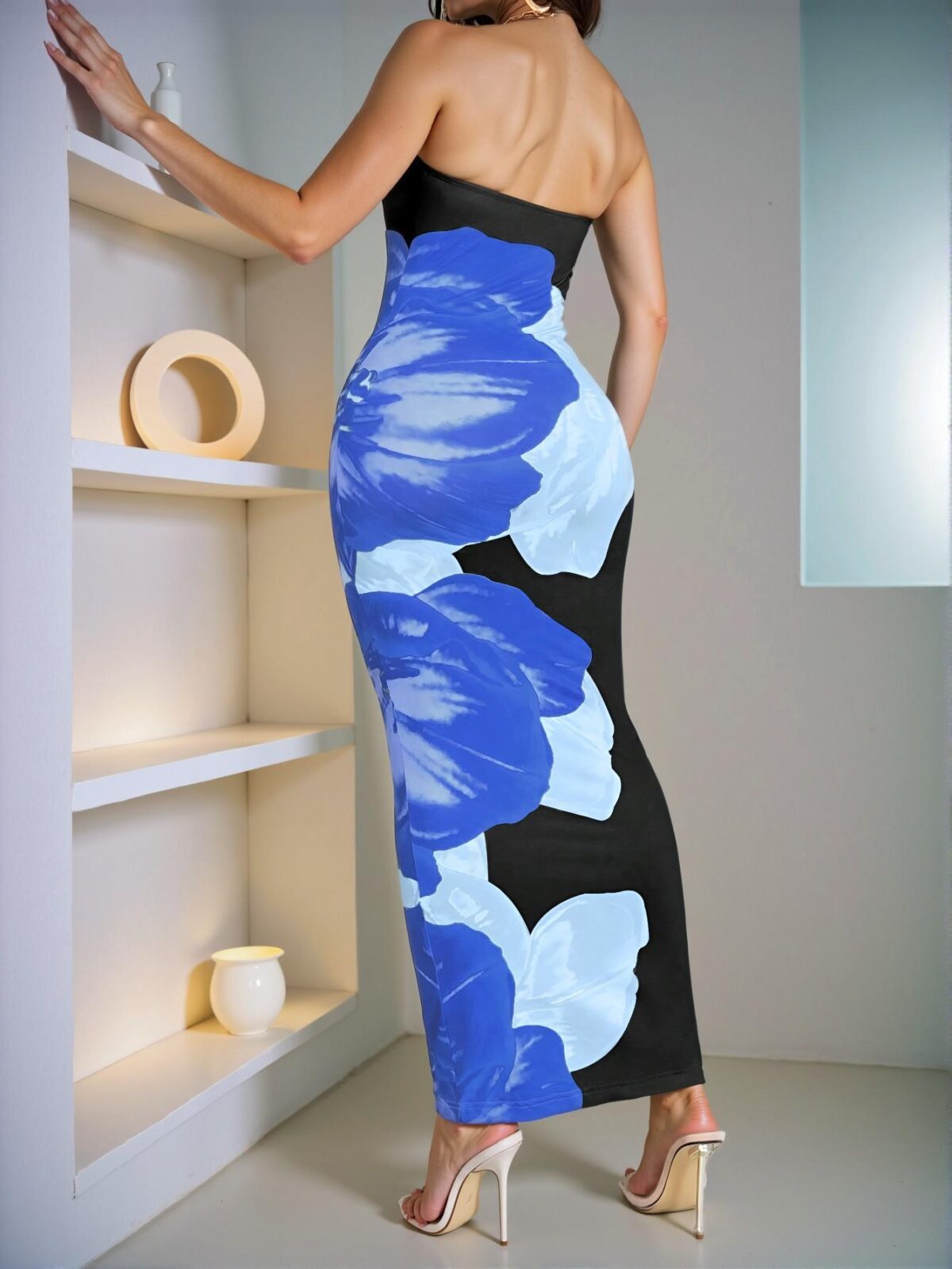 Elegant Blue Backless Floral Contrast Maxi Dress with a Bodycon Fit for a Graceful Look - Chic, Classy and Trendy Fashion Style to Dress to Impress. - Image 2