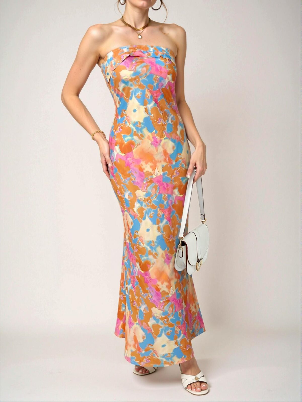 Elegant Dusty Pink Stylish Tube Dress with Backless Design for Summer Occasions - Chic, Classy and Trendy Fashion Style to Dress to Impress - Image 4