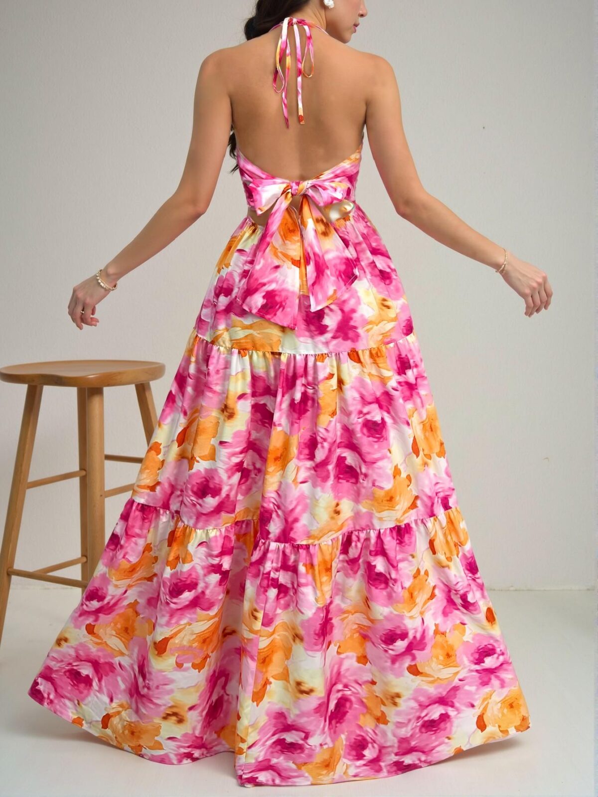 Elegant Blue Backless Knot Layered Floral Print Dress for Spring and Summer - Chic, Classy and Trendy Fashion Style to Dress to Impress - Image 2