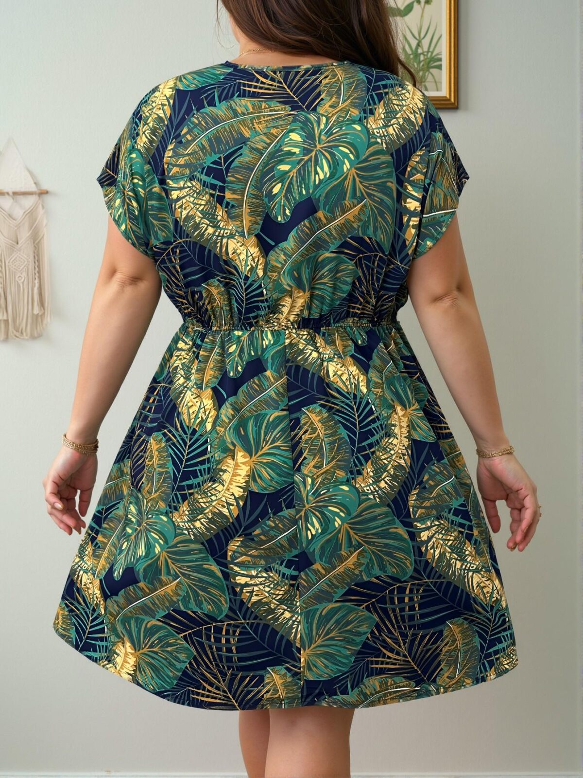 Elegant Green Tropical Plant Print Batwing Sleeve Casual Summer Dress for Graduation and Vacation Outfits - Chic, Classy and Trendy Fashion Style to Dress to Impress - Image 2