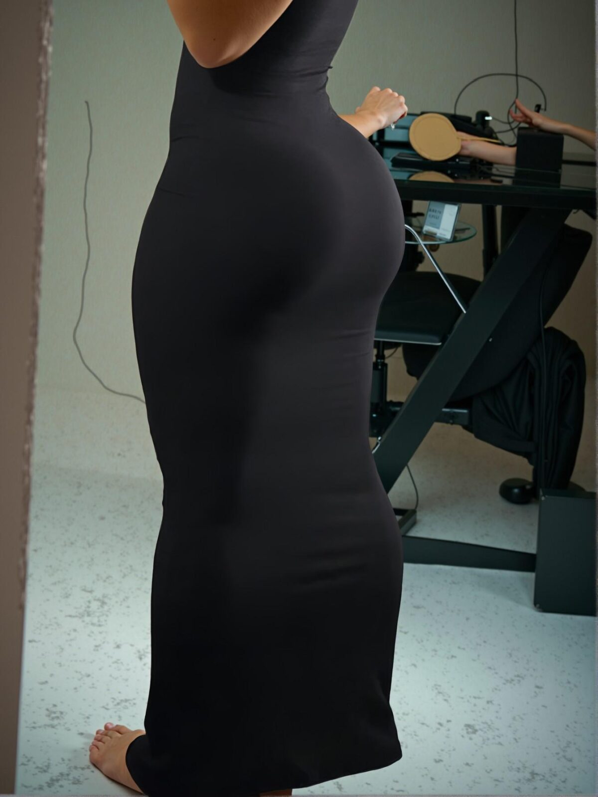 Elegant Black Stylish Casual Bodycon Dress for Spring and Summer - Chic, Classy and Trendy Fashion Style to Dress to Impress - Image 3