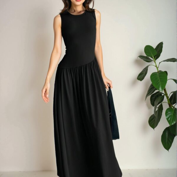 Elegant Black Fashionable Long Dress with Sleeveless Design and Ruched Waist for Casual Spring and Summer Outings - Chic, Classy and Trendy Fashion Style to Dress to Impress