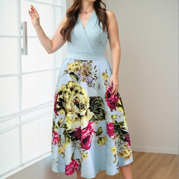 Elegant Baby Blue Floral Print Crossover V-Neck Sleeveless Vacation Dress - Chic, Classy and Trendy Fashion Style to Dress to Impress