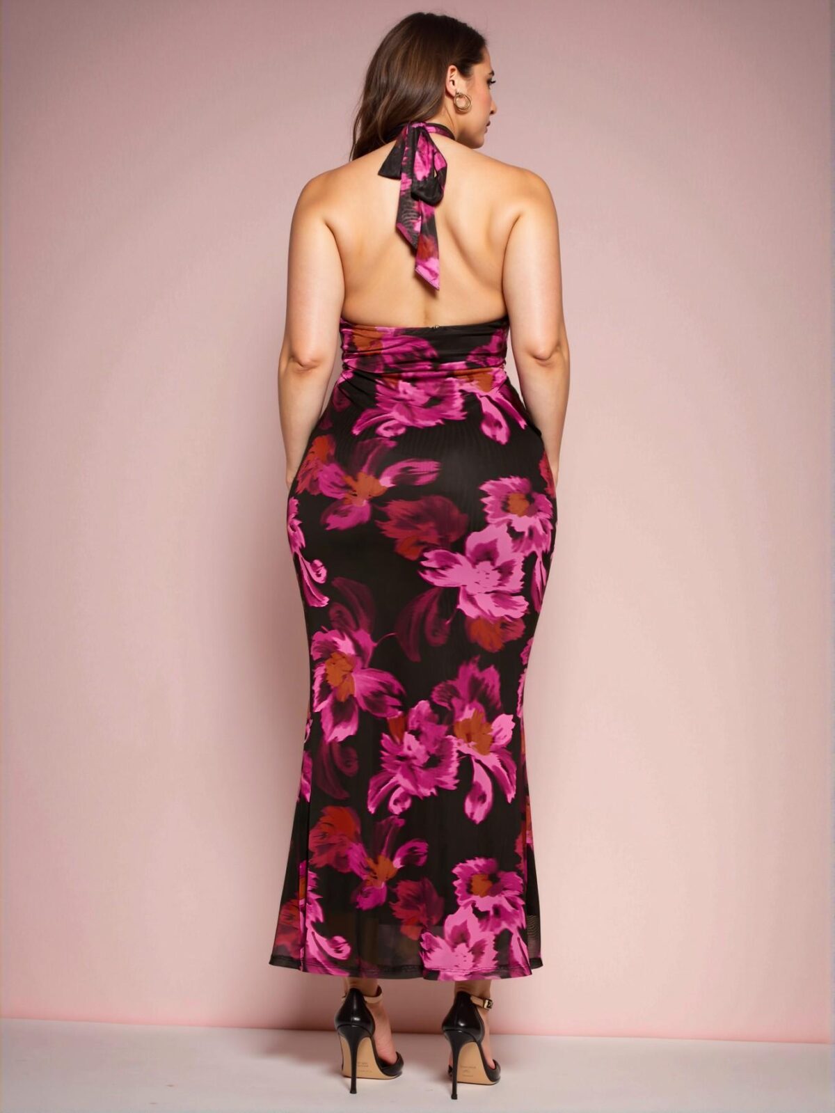 "Elegant Multicolor Bodycon Floral Halter Neck Dress for Summer Events and Birthday Celebrations - Chic, Classy and Trendy Fashion Style to Dress to Impress" - Image 2
