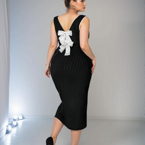 Elegant Black Colorblock Sleeveless Midi Dress with Bow Detail, Rib-Knit Contrast Trim, and Slim Fit Design for Sophisticated Spring/Summer Looks - Chic, Classy and Trendy Fashion Style to Dress to Impress
