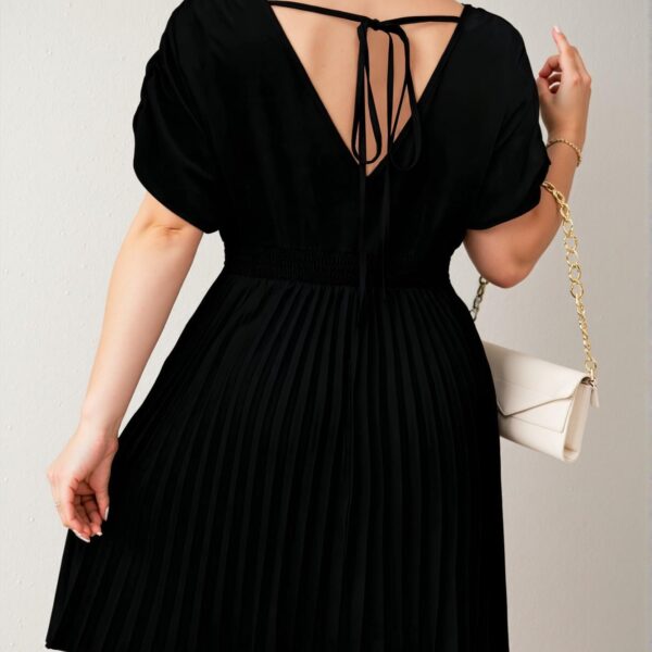 Elegant Black Pleated Hem High Waist A-Line Dress for Spring and Summer Chic, Classy and Trendy Fashion Style to Dress to Impress