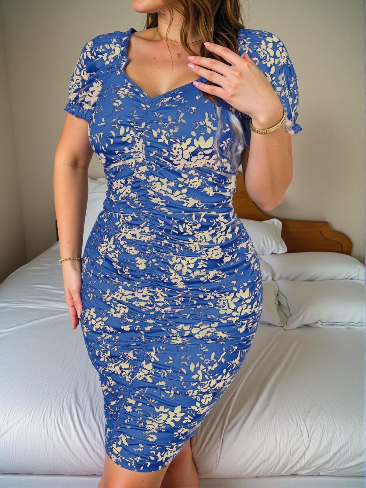 Elegant Blue Stylish Plus Size Short Sleeve Bodycon Dress for Spring and Summer - Chic, Classy and Trendy Fashion Style to Dress to Impress - Image 4