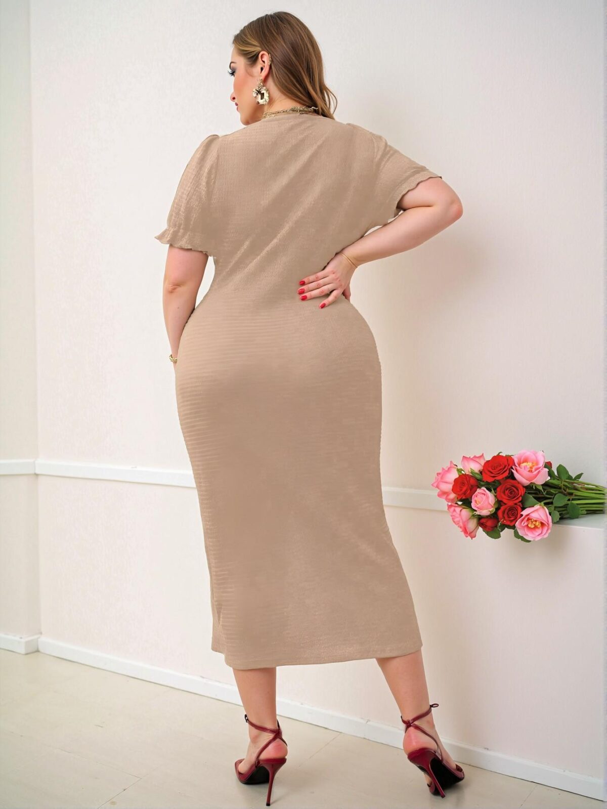 Elegant Khaki Flattering Plus Size Maxi Dress for Spring and Summer - Chic, Classy, and Trendy Fashion Style to Dress to Impress - Image 2